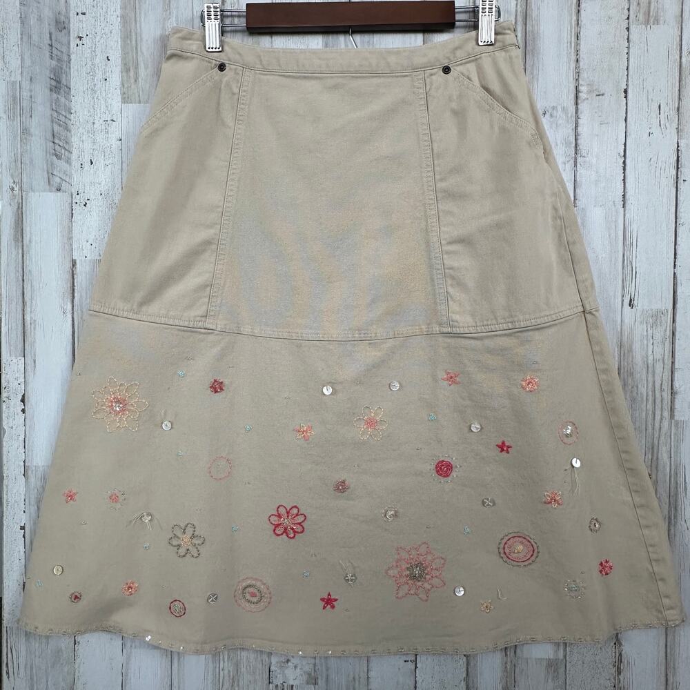 J Jill Embroidered Cotton Twill Skirt Size 8P Tan Floral Boho Cottage Artsy EUC